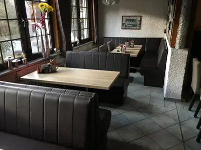 Ein Sitzbereich in der Unterkunft Hotel & Restaurant Druidenstein