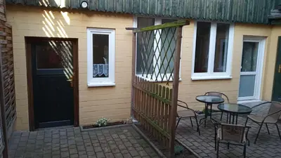 Das Gebäude in dem sich die Ferienwohnung befindet