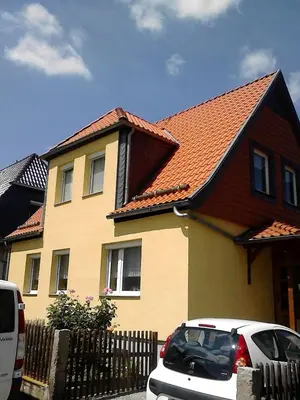 Das Gebäude in dem sich die Ferienwohnung befindet