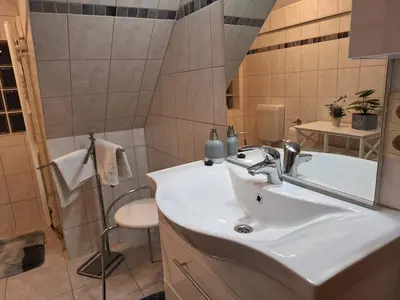 Ein Badezimmer in der Unterkunft Ferienwohnung am Kurpark in Zorge im Harz