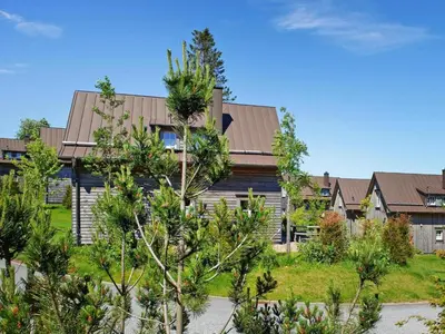 Ein Garten an der Unterkunft Semi-detached houses, turf house