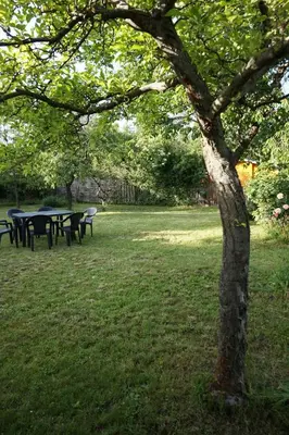 Ein Garten an der Unterkunft Ferienhaus Hundertmorgenfeld Wo2