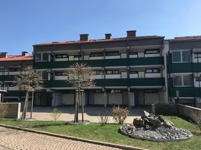 Das Gebäude in dem sich die Ferienwohnung befindet