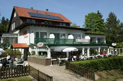 Das Gebäude in dem sich das Hotel befindet