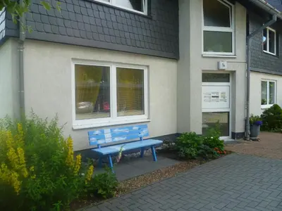 Das Gebäude in dem sich die Ferienwohnung befindet