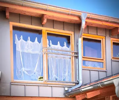 Das Gebäude in dem sich die Ferienwohnung befindet