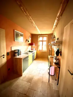 Küche/Küchenzeile in der Unterkunft Gemütliche ökologische Ferienwohnung OG Innenstadt