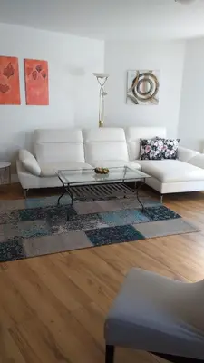 Ein Sitzbereich in der Unterkunft Ferienwohnung Am Steinbachtal