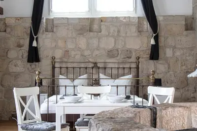 Ein Sitzbereich in der Unterkunft Ferienwohnung mit Brunnen