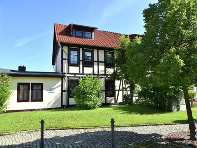 Ein Garten an der Unterkunft Familienspaß & Waldwege in Ilsenburg