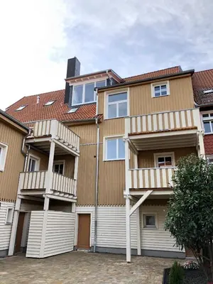 Das Gebäude in dem sich die Ferienwohnung befindet