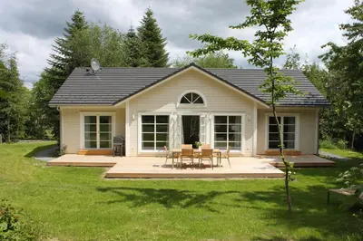 Das Gebäude in dem sich das Chalet befindet