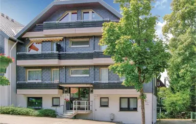 Das Gebäude in dem sich die Ferienwohnung befindet