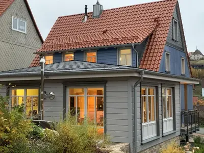 Das Gebäude in dem sich die Ferienwohnung befindet