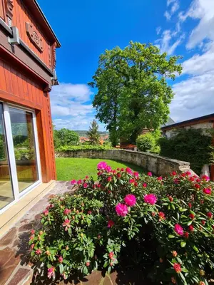 Ein Garten an der Unterkunft Ferienwohnung Am Heidelberg