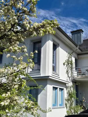 Das Gebäude in dem sich die Ferienwohnung befindet