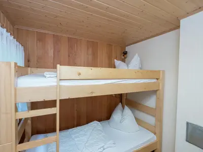 Ein Etagenbett oder Etagenbetten in einem Zimmer der Unterkunft Harz Home with Outdoor Space