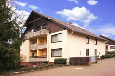 Das Gebäude in dem sich die Ferienwohnung befindet