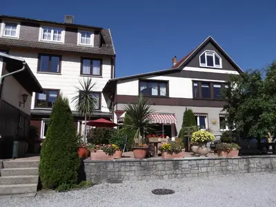 Das Gebäude in dem sich die Pension befindet
