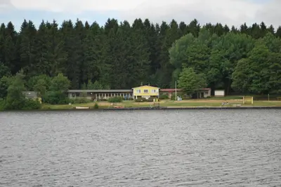 Naturlandschaft in der Nähe des Resorts