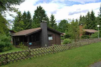 Ein Garten an der Unterkunft Ferienhaus Kamin