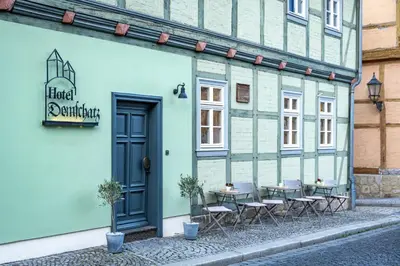 Das Gebäude in dem sich das Hotel befindet