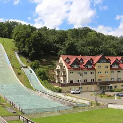 REGIOHOTEL Schanzenhaus Wernigerode - #Wellnessbereich #NaturAuszeitHarz #RuhigAmWald #FreeParking