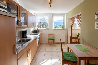 Küche/Küchenzeile in der Unterkunft Ferienwohnung Sonnenseite Zoja Hahnenklee