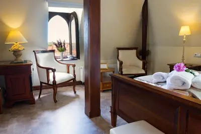 Ein Sitzbereich in der Unterkunft Schlosshotel zum Markgrafen