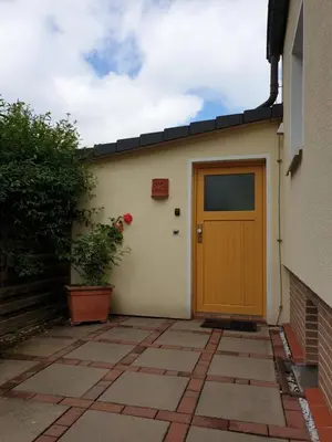 Das Gebäude in dem sich die Ferienwohnung befindet