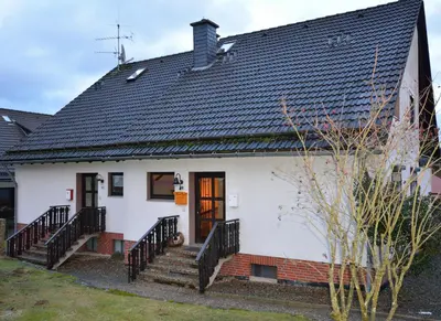 Das Gebäude in dem sich die Ferienwohnung befindet