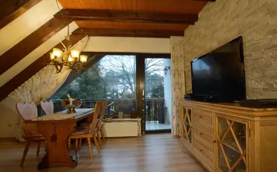TV/Unterhaltungsangebot in der Unterkunft LIGHTQUARTIER Harzklopfen - Große Wohnung - Balkon - Harzstyle