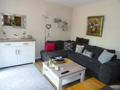 Ein Sitzbereich in der Unterkunft Ferienwohnung Krekel in ruhiger Lage inklusiv Wäschepaket, WLAN, Parkplatz
