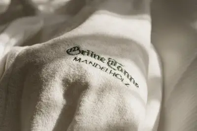 Ein Zertifikat, Auszeichnung, Logo oder anderes Dokument, das in der Unterkunft Hotel Grüne Tanne Mandelholz ausgestellt ist