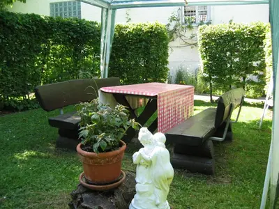Ein Garten an der Unterkunft Ferienwohnung Waschinski