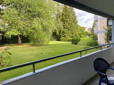Ein Garten an der Unterkunft Frohsinn