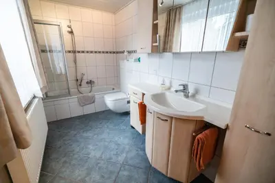 Ein Badezimmer in der Unterkunft Ferienwohnung im Ottenhai (EG)
