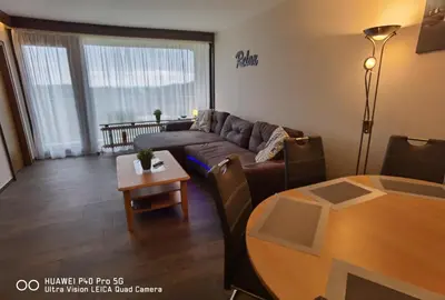 Ein Sitzbereich in der Unterkunft Ferienwohnung Weitblick 274