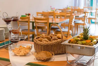 Essen im Hotel oder in der Nähe