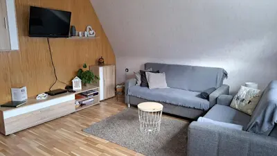 Ein Sitzbereich in der Unterkunft Ferienwohnung Friedrichsruh