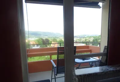 Ein allgemeiner Bergblick oder ein Berglick von der Ferienwohnung aus