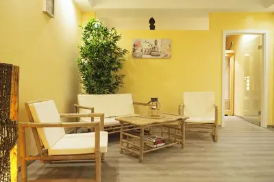 Ein Sitzbereich in der Unterkunft REGIOHOTEL Quedlinburger Hof - #HistorischerCharme #ZentraleLage #Wellness #FreeParking