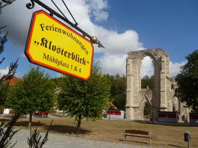 Ein Zertifikat, Auszeichnung, Logo oder anderes Dokument, das in der Unterkunft Ferienwohnungen Klosterblick ausgestellt ist
