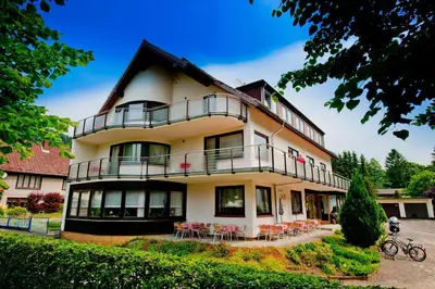 Das Gebäude in dem sich die Pension befindet