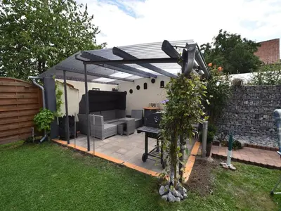 Ein Garten an der Unterkunft Schöne Ferienwohnung in Veckenstedt