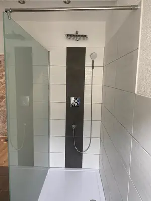 Ein Badezimmer in der Unterkunft Großer Vampir