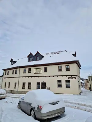 Das Gebäude in dem sich die Ferienwohnung befindet