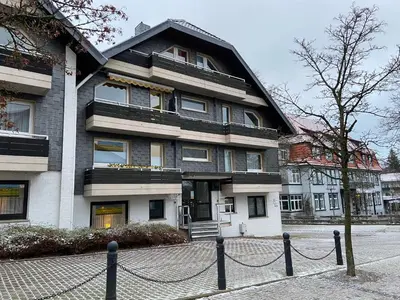 Das Gebäude in dem sich die Ferienwohnung befindet
