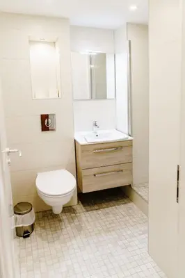 Ein Badezimmer in der Unterkunft Haus am See Luxury HS 225 B