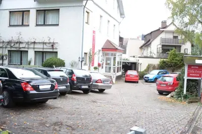 Das Gebäude in dem sich die Pension befindet